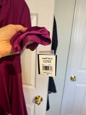 Gabby Skye Mulberry/Purple Dress